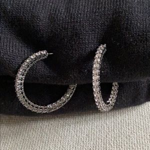 🆕 Kenneth Jay Lane CZ Black Rhodium Hoop Earrings